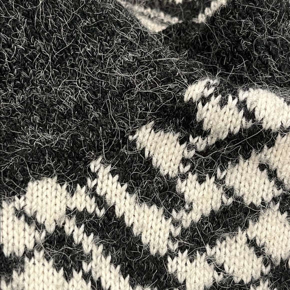 Mexx Oversized Knit Tunic Pullover Sweater Warm Angora Black White Size Small - Picture 10 of 12